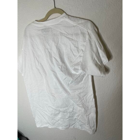Nwot Warner Brothers White T Shirt Buggy’s bunny, taz oversized large - Picture 3 of 4
